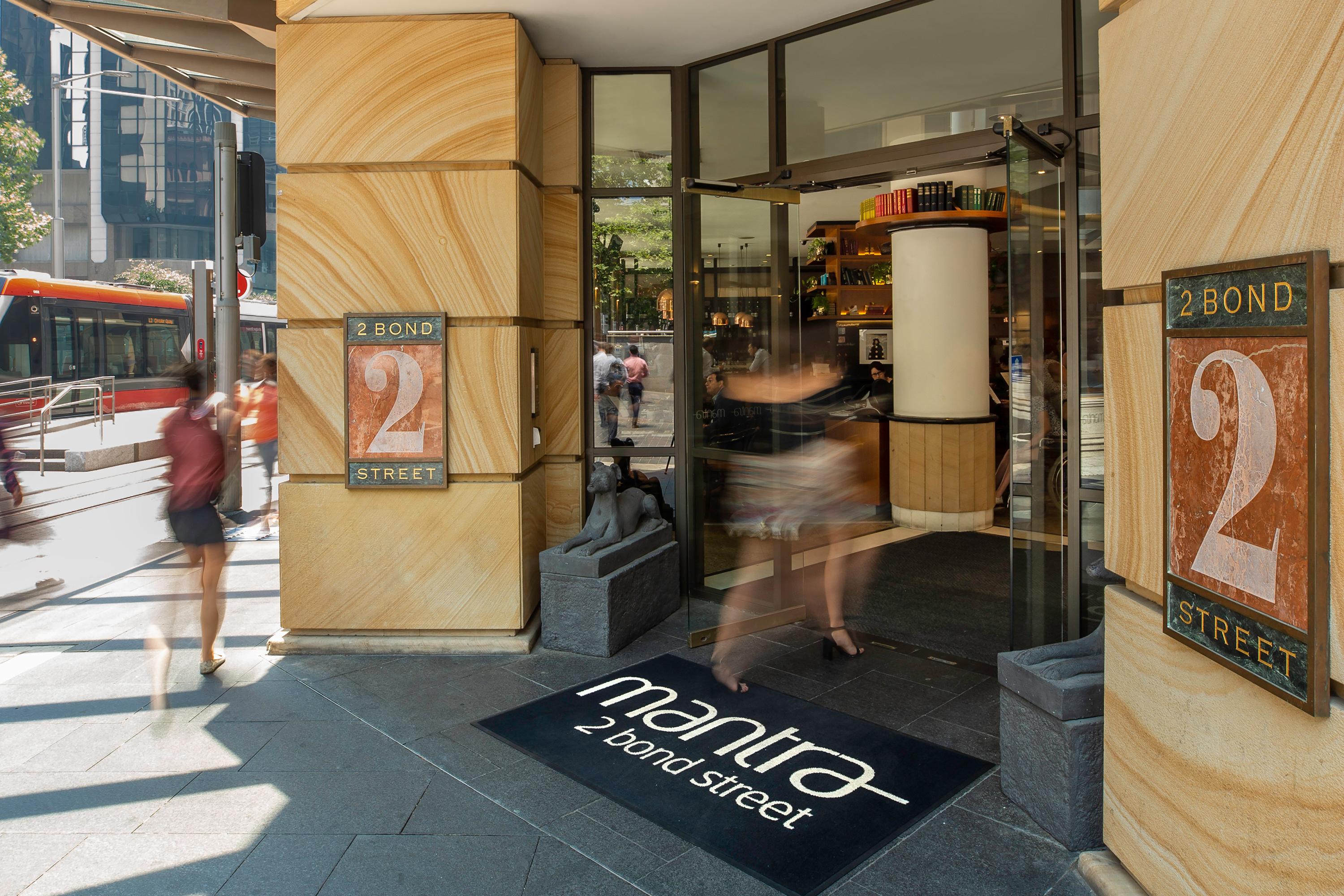 Mantra 2 Bond Street Aparthotel Sydney Exterior foto