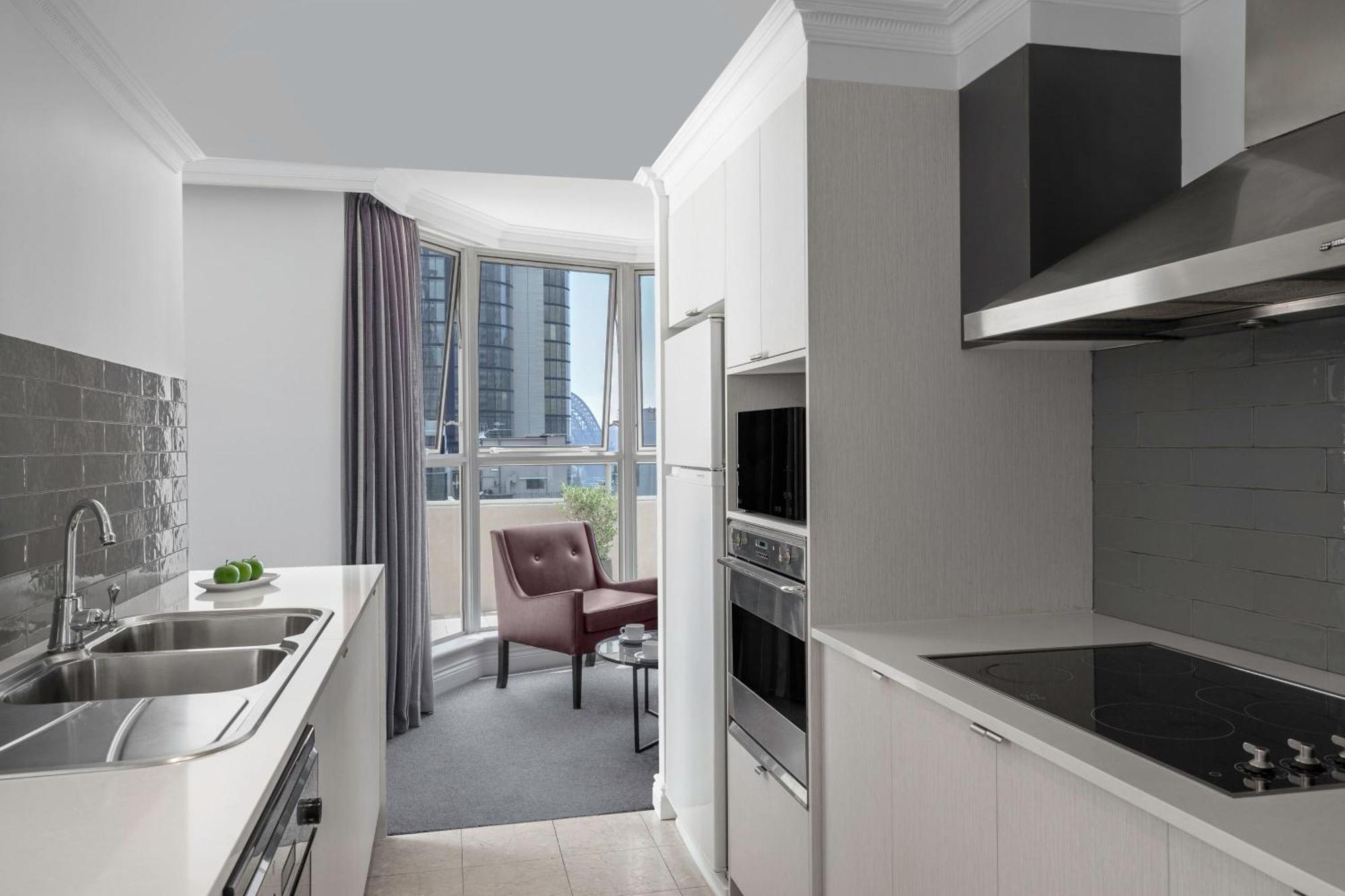 Mantra 2 Bond Street Aparthotel Sydney Exterior foto